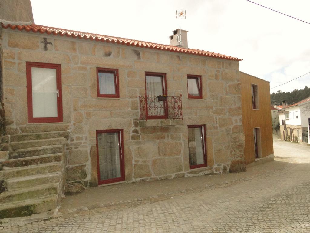 Casas d Aldeia Turismo Rural Mangualde Habitación foto